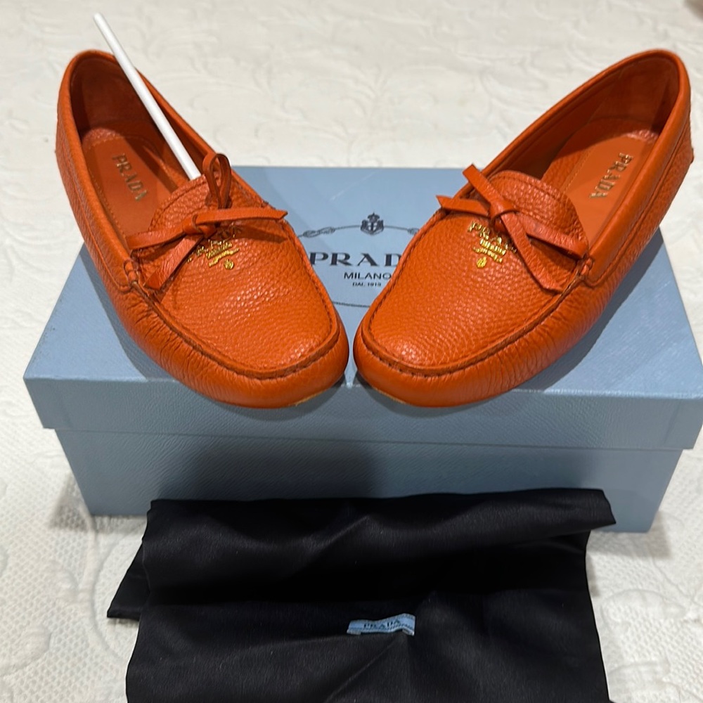 Prada Logo Calzatura Donna Slip on Loafers